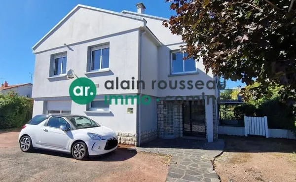 Bureaux 240 m²