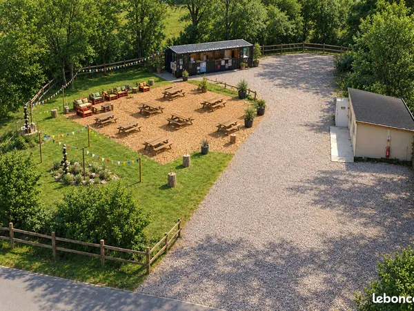 Guinguette a vendre 36400 la chatre