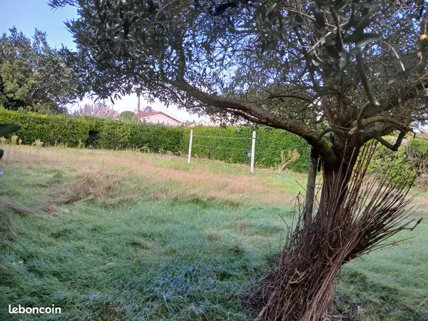 Terrain à bâtir à Cozes
