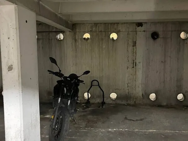 Parking 4 m²