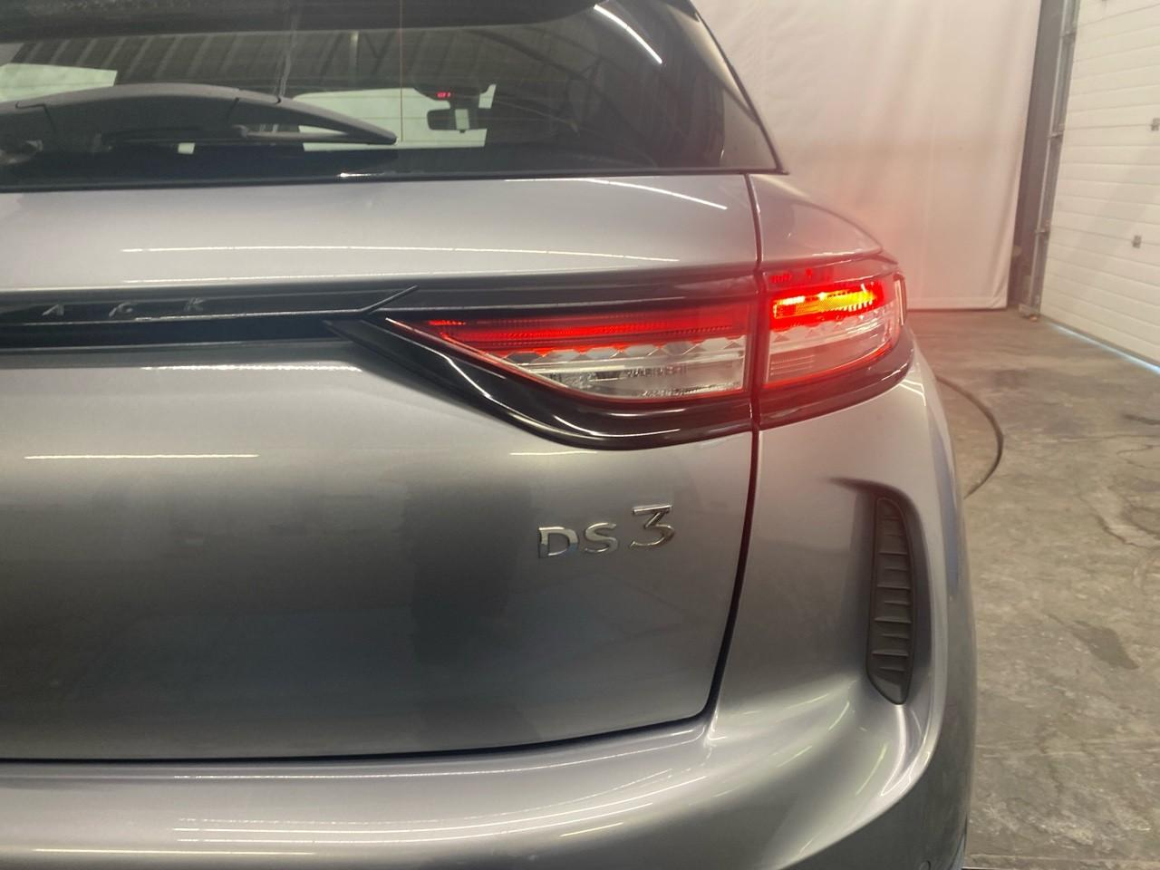 Ds Ds 3 crossback puretech 100 bvm6 performance line+ — photo 31