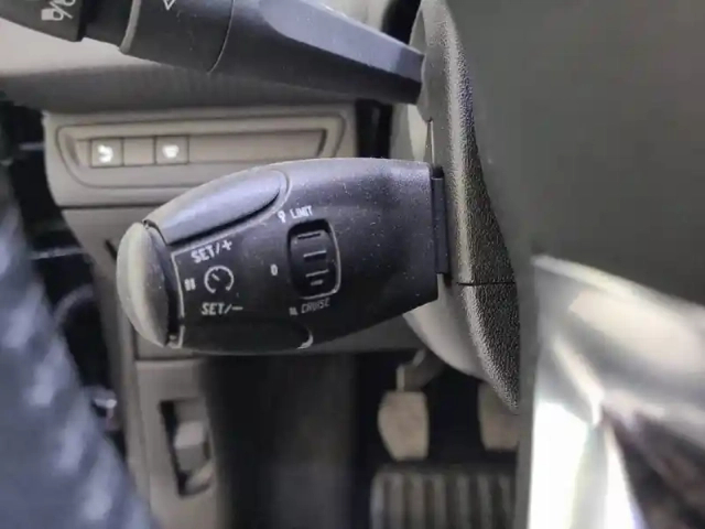 Peugeot 2008 puretech 130ch s&amp;s bvm6 — photo 20