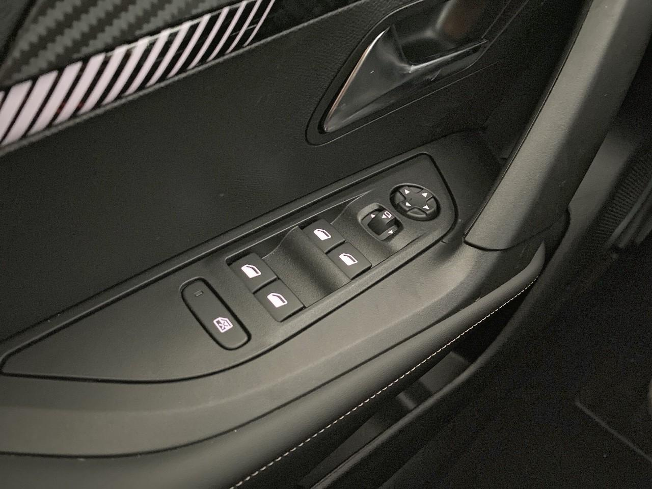 Peugeot 2008 hybrid 145 ch e-dcs6 allure — photo 20