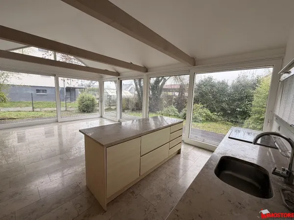 Maison 5 pièces 235 m²