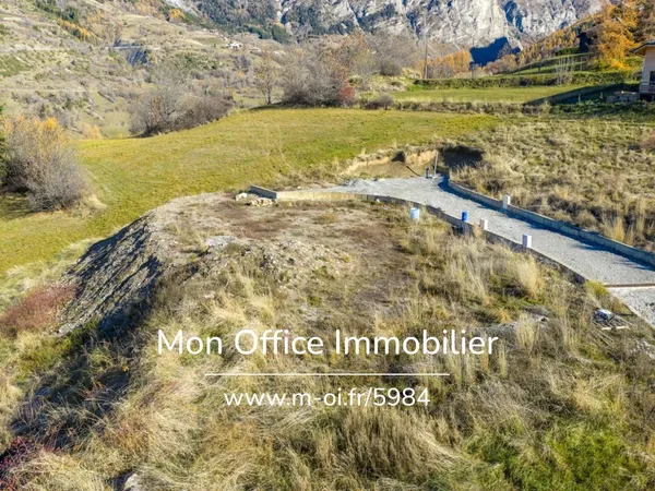 Vends terrain - 728 m² - 1 pièce - Les Orres 05200