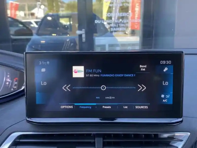 Peugeot 5008 ii puretech 130 s&amp;s allure — photo 15
