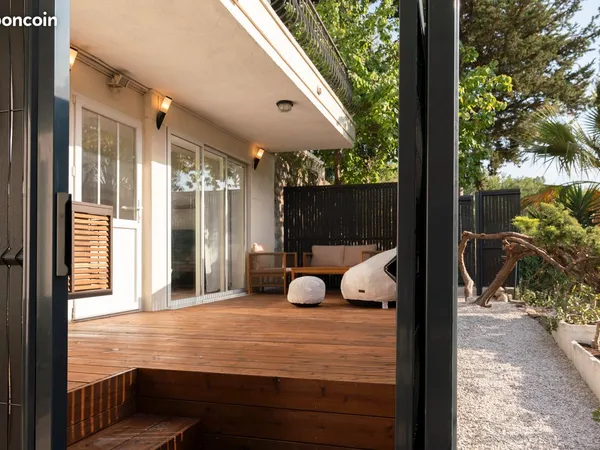 2p avec grande terrasse et vue forêt