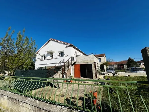 A louer bel appartement type 4