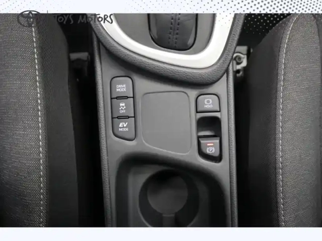 Toyota Yaris hybride 116h dynamic 1.5 116 ch — photo 17
