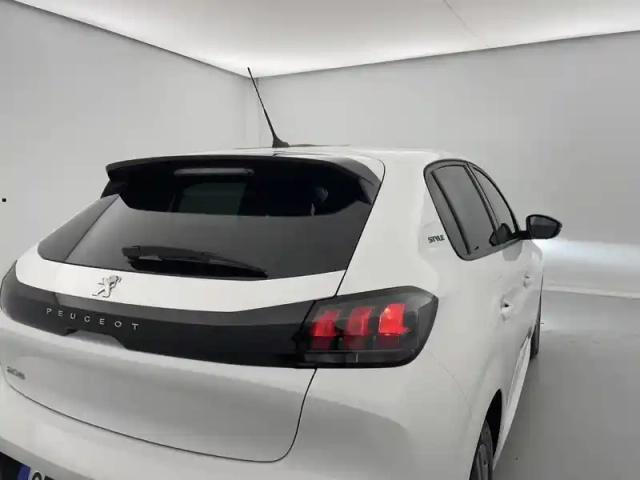 Peugeot 208 puretech 75 s&amp;s bvm5 — photo 25