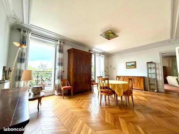 Appartement 5 pièces 150 m²