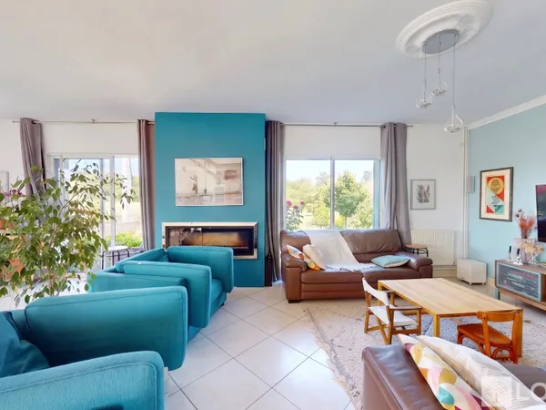 Maison 7 pièces 186 m²