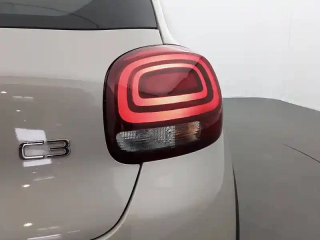 Citroën C3 puretech 83 s&amp;s bvm5 — photo 17
