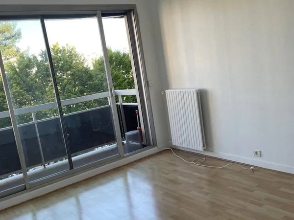 Studio 1 pièce 24 m²