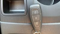 Ford Kuga 2.5 Duratec 243ch Hybride Rechargeable ST-Line X Powershift — photo 16
