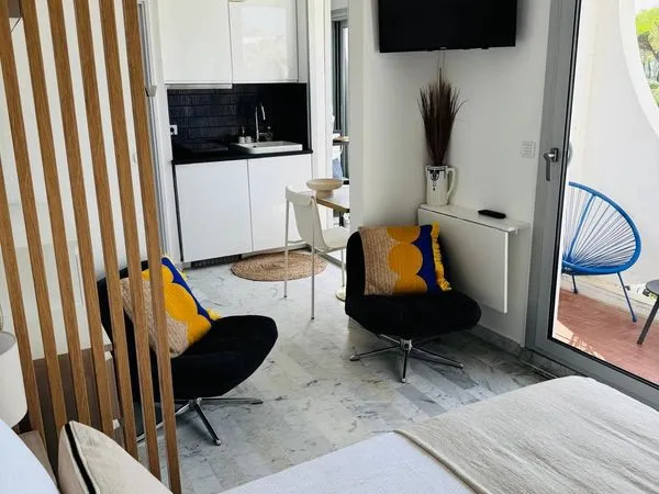 La Grande-Motte - Appartement rénové avec parking - Bail mobilité