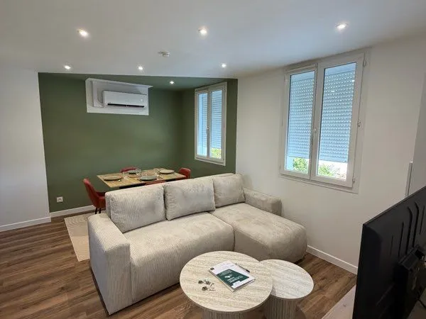 * Ensemble Immobilier T2 + T2 + Grand garage * * ( Maison Individuelle séparée, sans agent immobilie