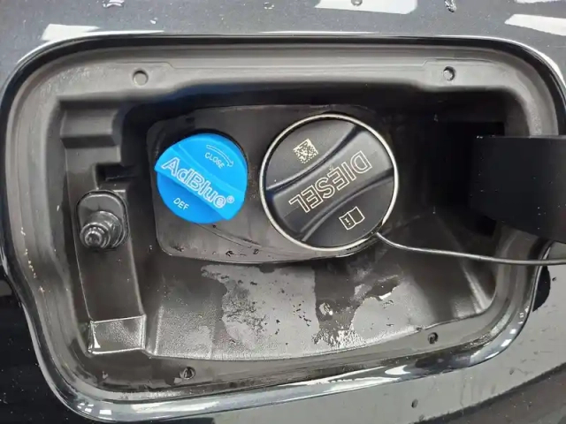 Bmw Serie 4 gran coupé 418d 150 ch bva8 — photo 13