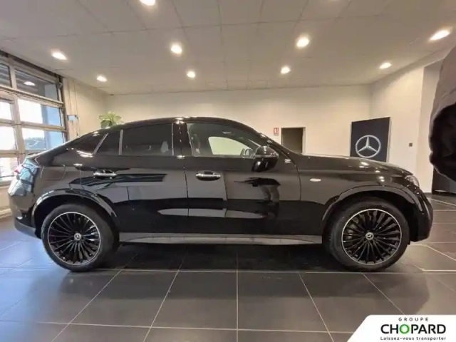 Mercedes Glc coupe 300 e hybrid eq 9g-tronic 4matic — photo 33