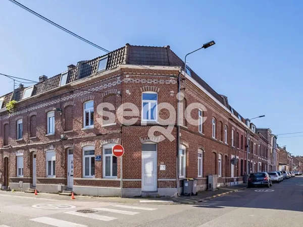 Maison de 4 chambres 122m² avec cours de 10M²