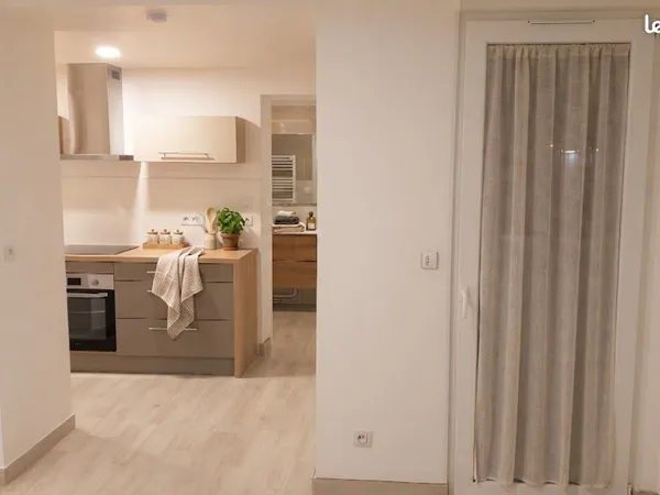 Appartement T2 de 65 m² rénové à Neuf