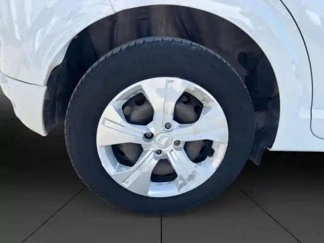 Dacia Sandero 1.0 eco-g 100ch essential — photo 11
