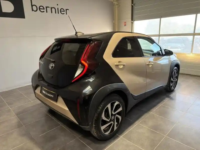 Toyota Aygo X 1.0 vvt-i 72ch design my23 — photo 3