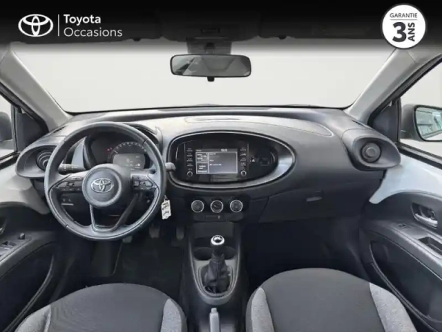 Toyota Aygo x 1.0 vvt-i 72ch dynamic — photo 8