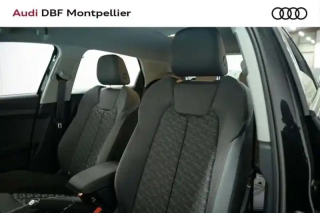 Audi A1 25 tfsi 95 ch s tronic 7 design — photo 3