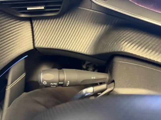 Peugeot 208 puretech 130 s&amp;s eat8 — photo 113