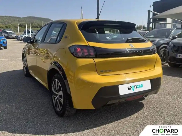 Peugeot 208 electrique 50 kwh 136ch — photo 29
