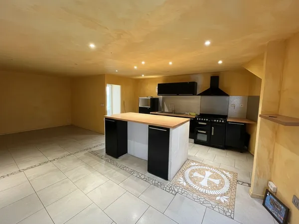 Maison 6 pièces 159 m²