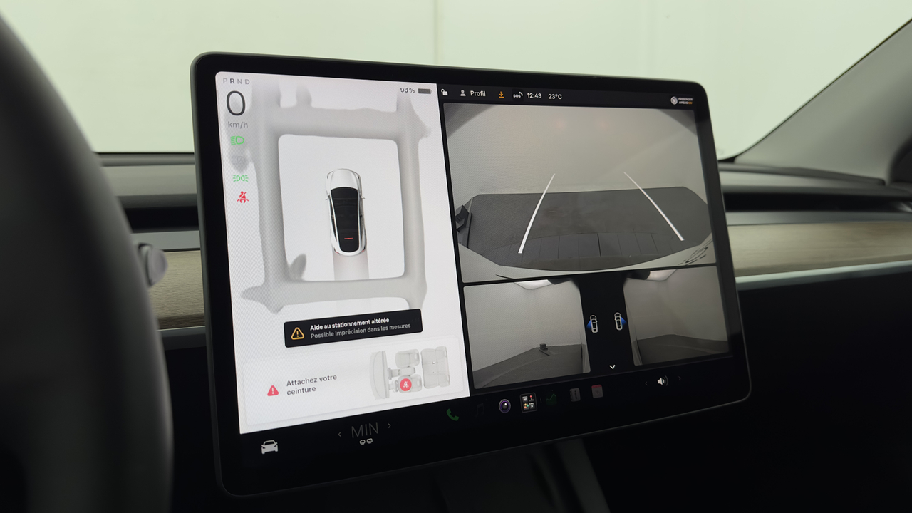 Tesla MODEL Y Standard RWD — photo 27