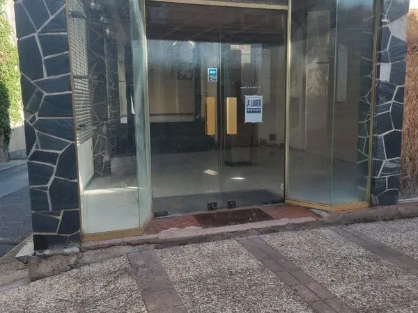 Local commercial 80 m2