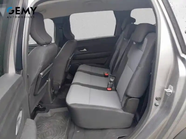 Dacia Jogger tce 110 7 places gsr2 — photo 10