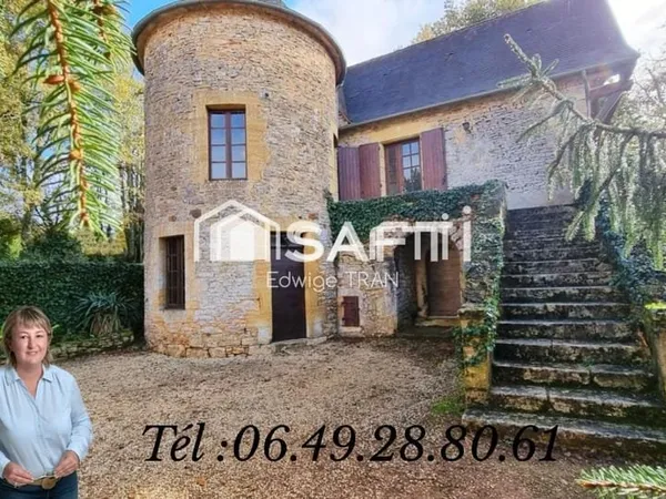 Maison 10 pièces 185 m²