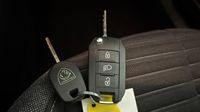 Peugeot 2008 1.2 PureTech 100ch S&S Active — photo 16