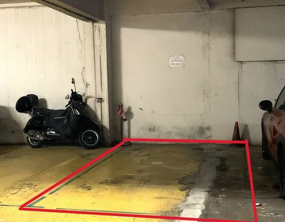 Garage et parking Location Paris 220€