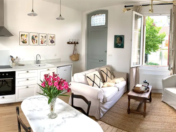 Charmante petite maison meublée au coeur de Vouvray - 650 €/mois