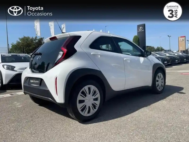 Toyota Aygo X 1.0 vvt-i 72ch dynamic my24 — photo 9