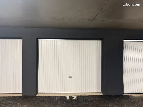 A louer Garage Fermé dans Résidence