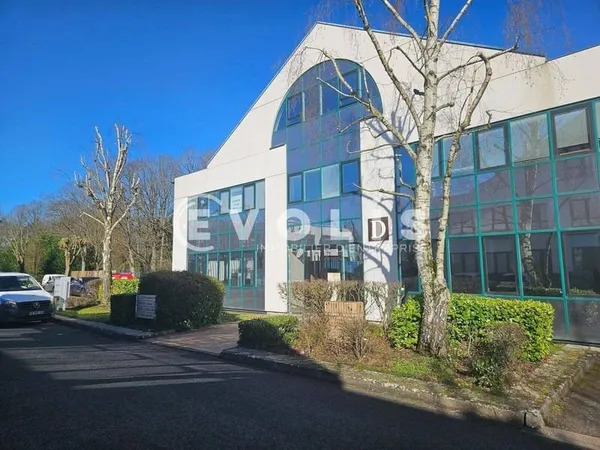 Bureau 175 m²