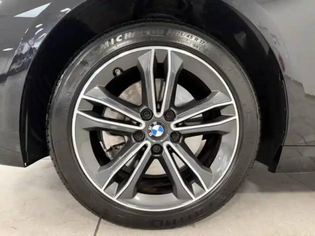 Bmw Serie 1 série 1 118ia 136ch edition sport dkg7 — photo 9