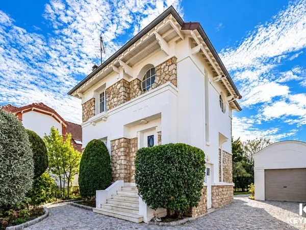 Maison 5 pièces 100 m²