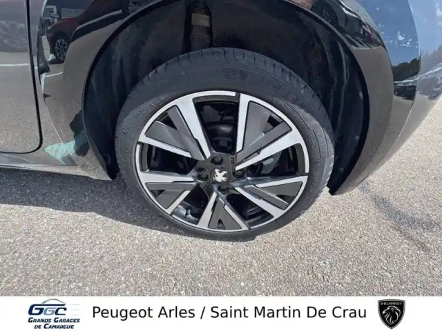 Peugeot 208 puretech 100 s&amp;s bvm6 — photo 11
