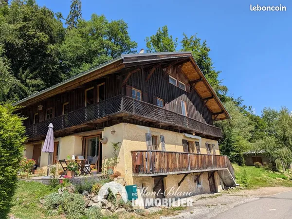 Ferme 5 pièces 240 m²