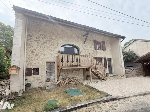 Maison 7 pièces 250 m²