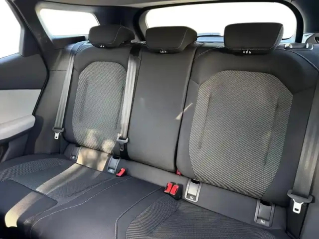 Ford Explorer 170ch standard range 52kwh rwd — photo 8