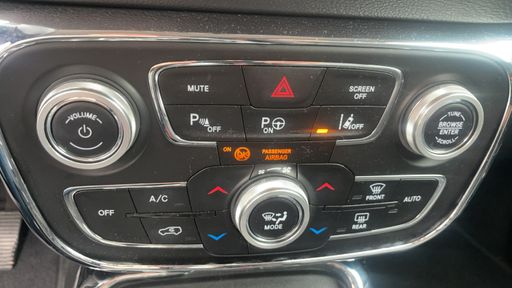 Jeep Compass 1.6 MultiJet 120 - Limited – 2018 – 117296 km – Diesel – Boîte Manuelle — photo 17