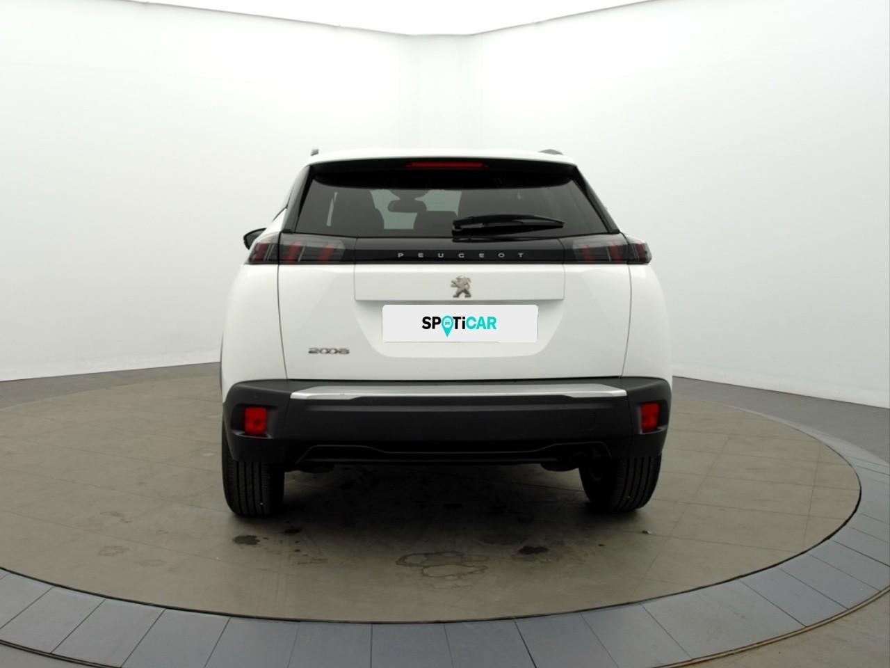 Peugeot 2008 puretech 100 s&s bvm6 style — photo 4